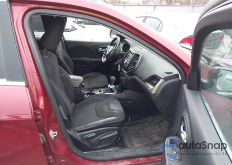 2015 Jeep Cherokee Latitude из США, поврежденный, VIN 1C4PJMCB6FW708324